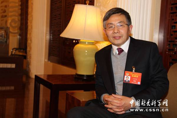 王灿龙:推进“大学语文”课程改革,加强“大学语文”素质教育